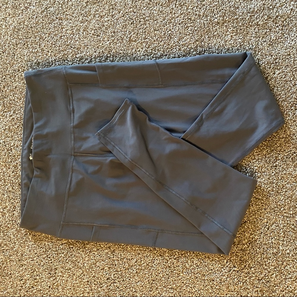 Gray Leggings with pockets